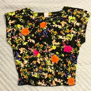 Beautiful black floral top! Size large, but fits well on a medium, too.